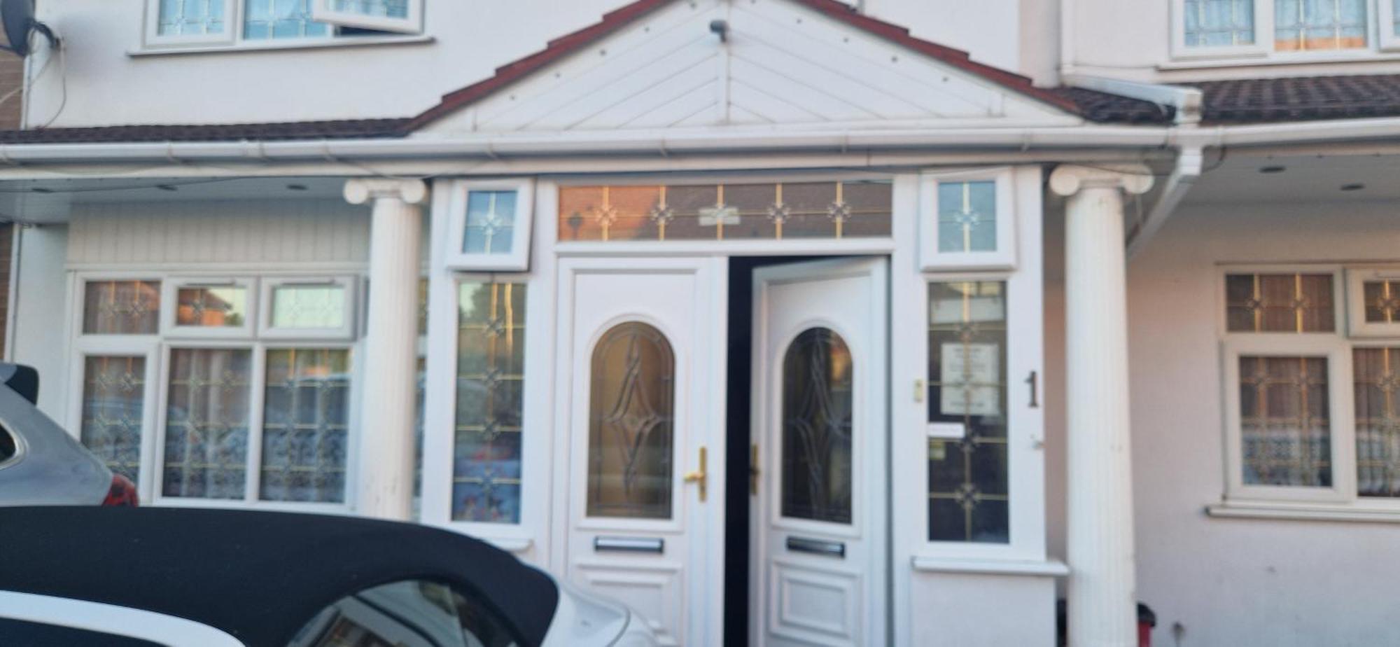 Large Double Near London Heathrow Airport * Hayes (Greater London)